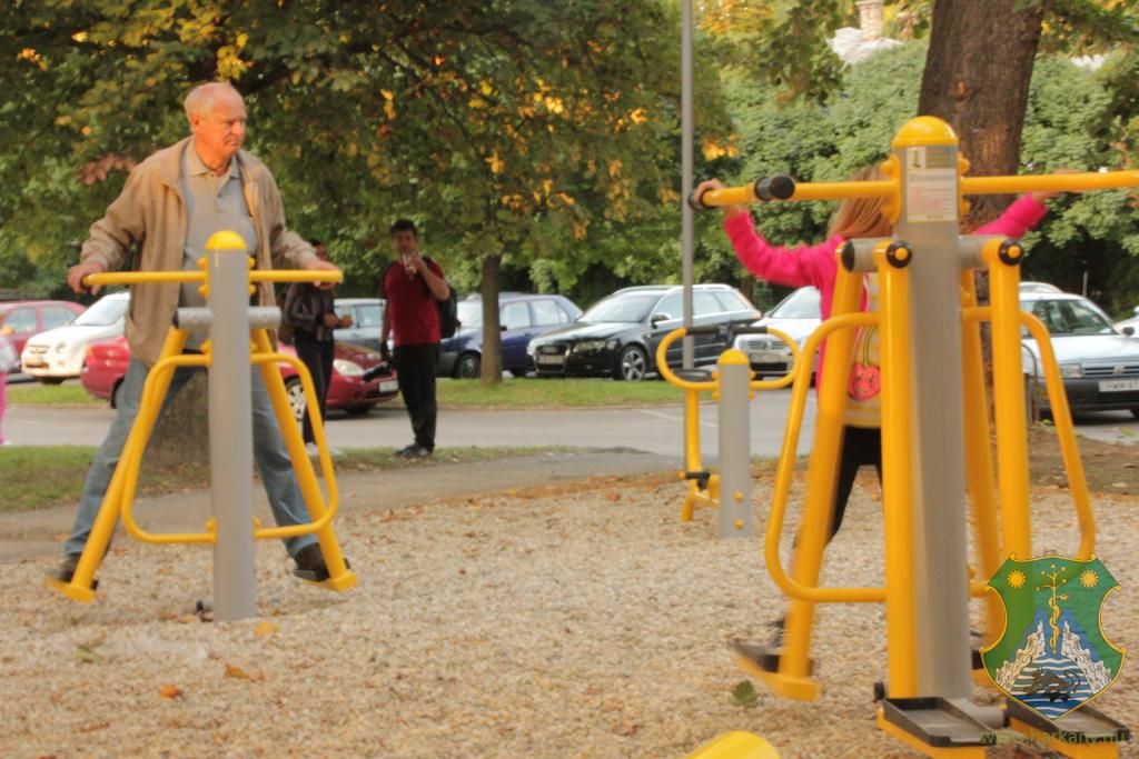 A Turisztikai Egyesület pályázatából megvalósult játszótér átadása