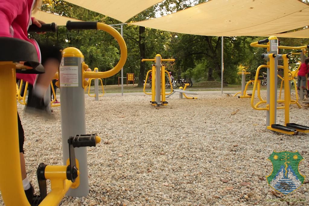 A Turisztikai Egyesület pályázatából megvalósult játszótér átadása