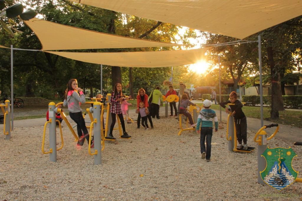 A Turisztikai Egyesület pályázatából megvalósult játszótér átadása