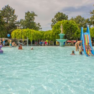 Nyári akció harkányi diákoknak a fürdőben