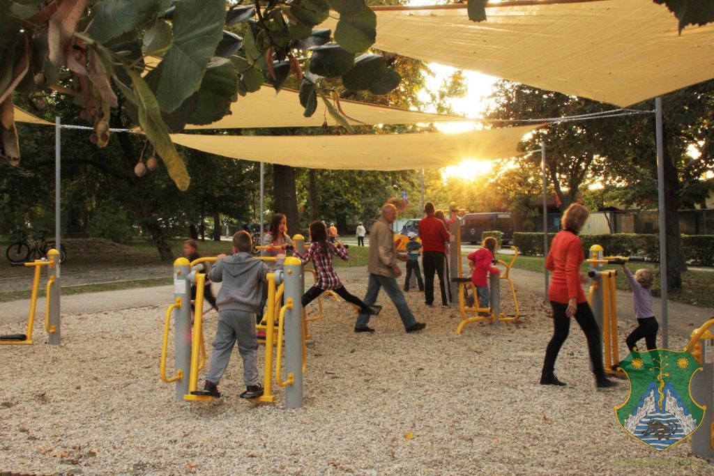 A Turisztikai Egyesület pályázatából megvalósult játszótér átadása